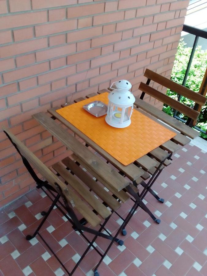 B&B Villa Montreux Rimini Buitenkant foto